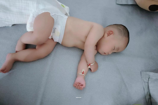 益阳宝宝高烧怎么处理